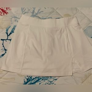 COPY - PINK SKORT WHITE SIZE S   NEW